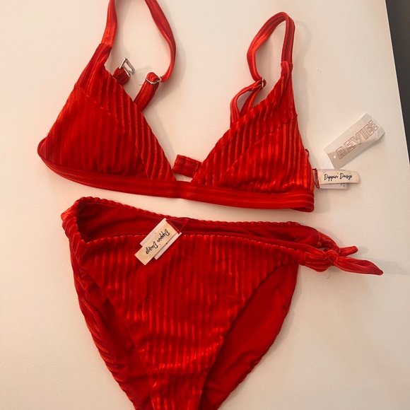 DIPPIN' DAISY'S Wild Cherry Red Bikini velvet - Picture 2 of 3